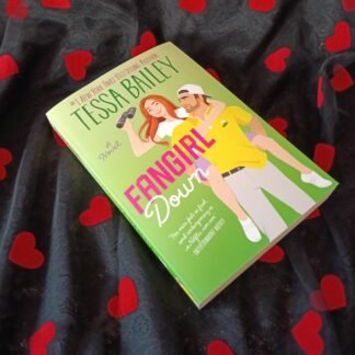 Fangirl Down - Tessa Bailey