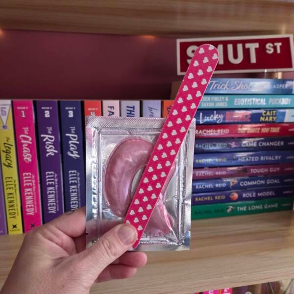 SELF CARE Blind Date Book Wrapping - Image 5
